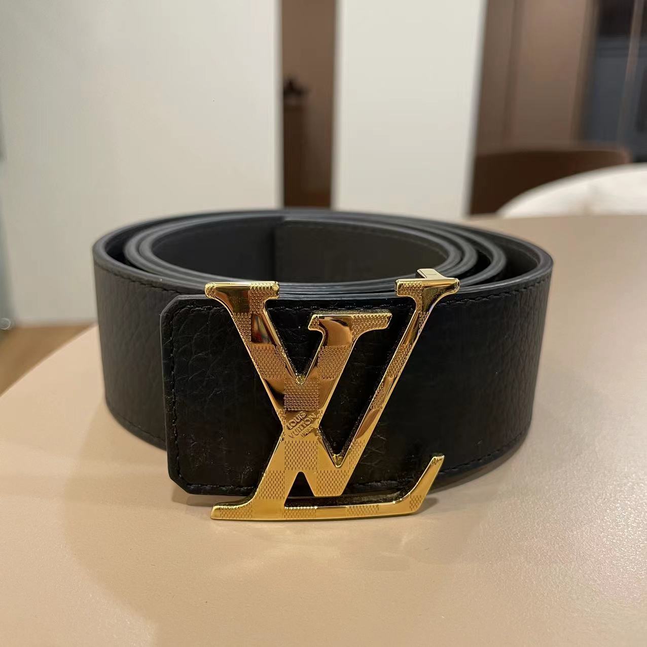 #B00648 LOUIS VUITTON