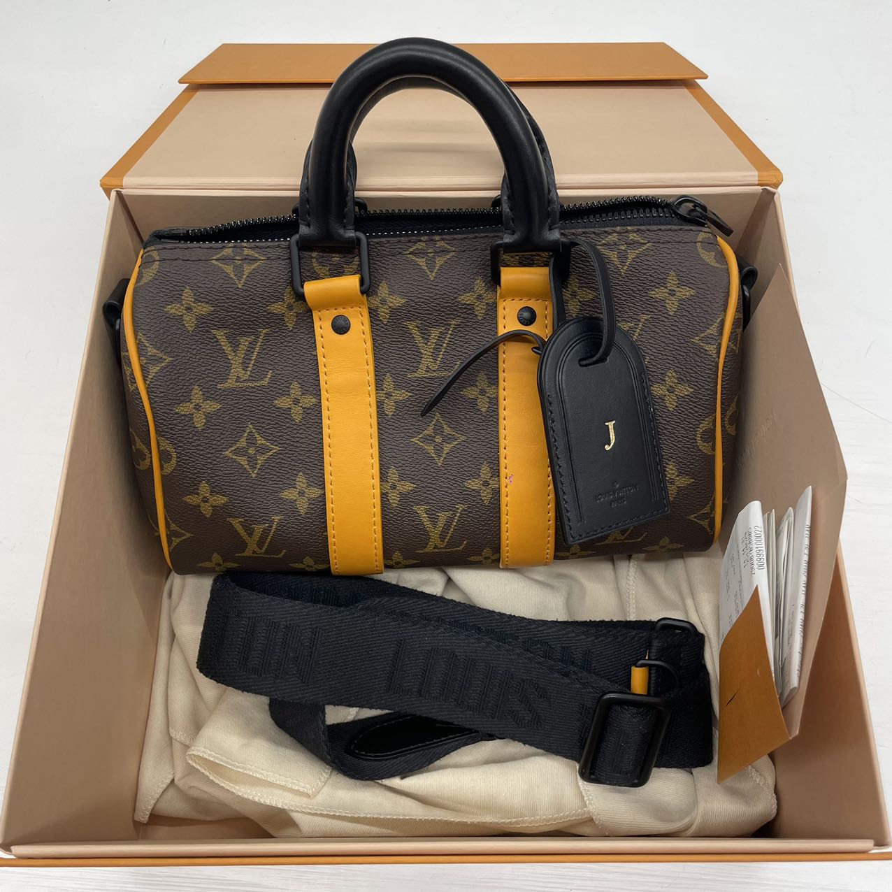 #B00697 LOUIS VUITTON