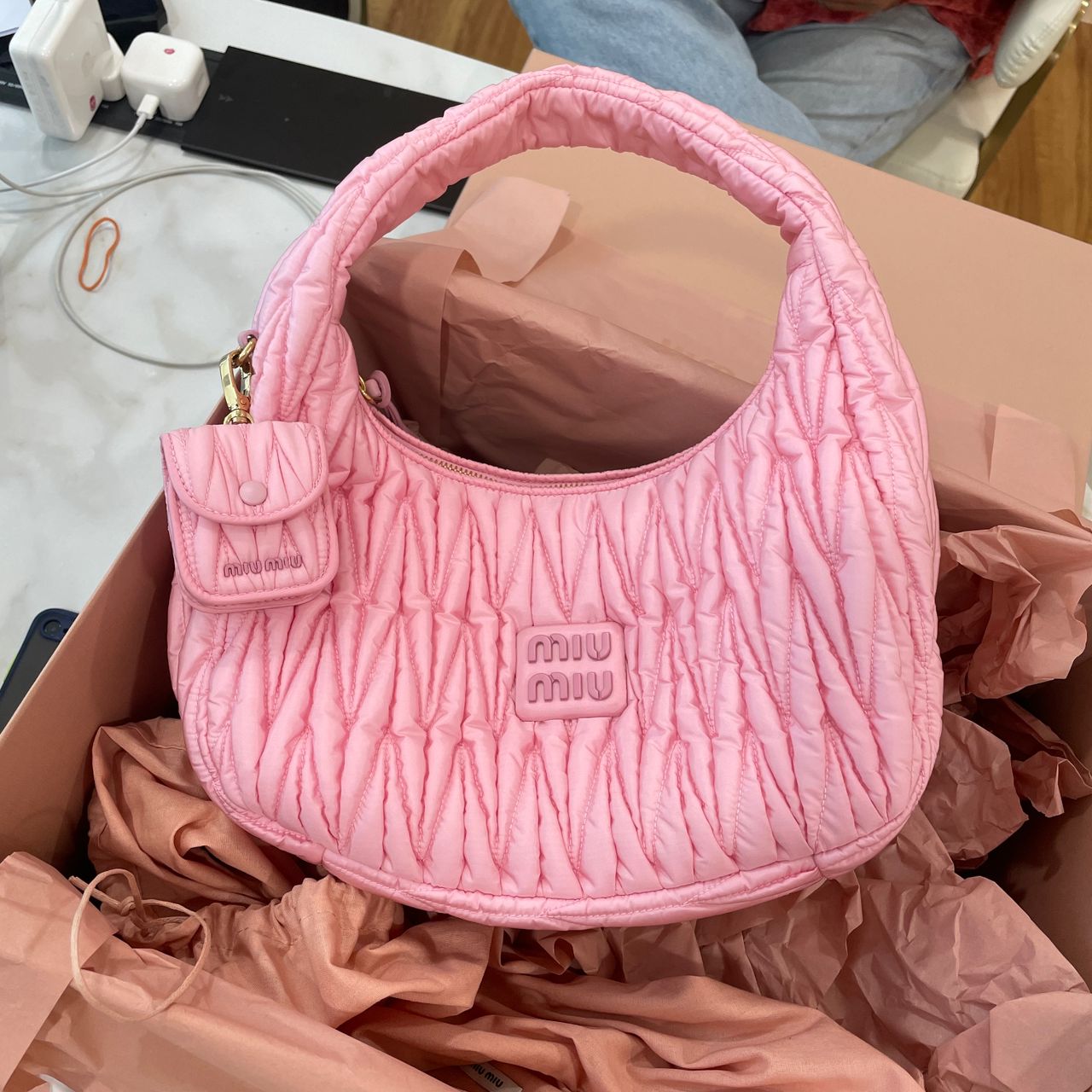 #B00871 MIU MIU