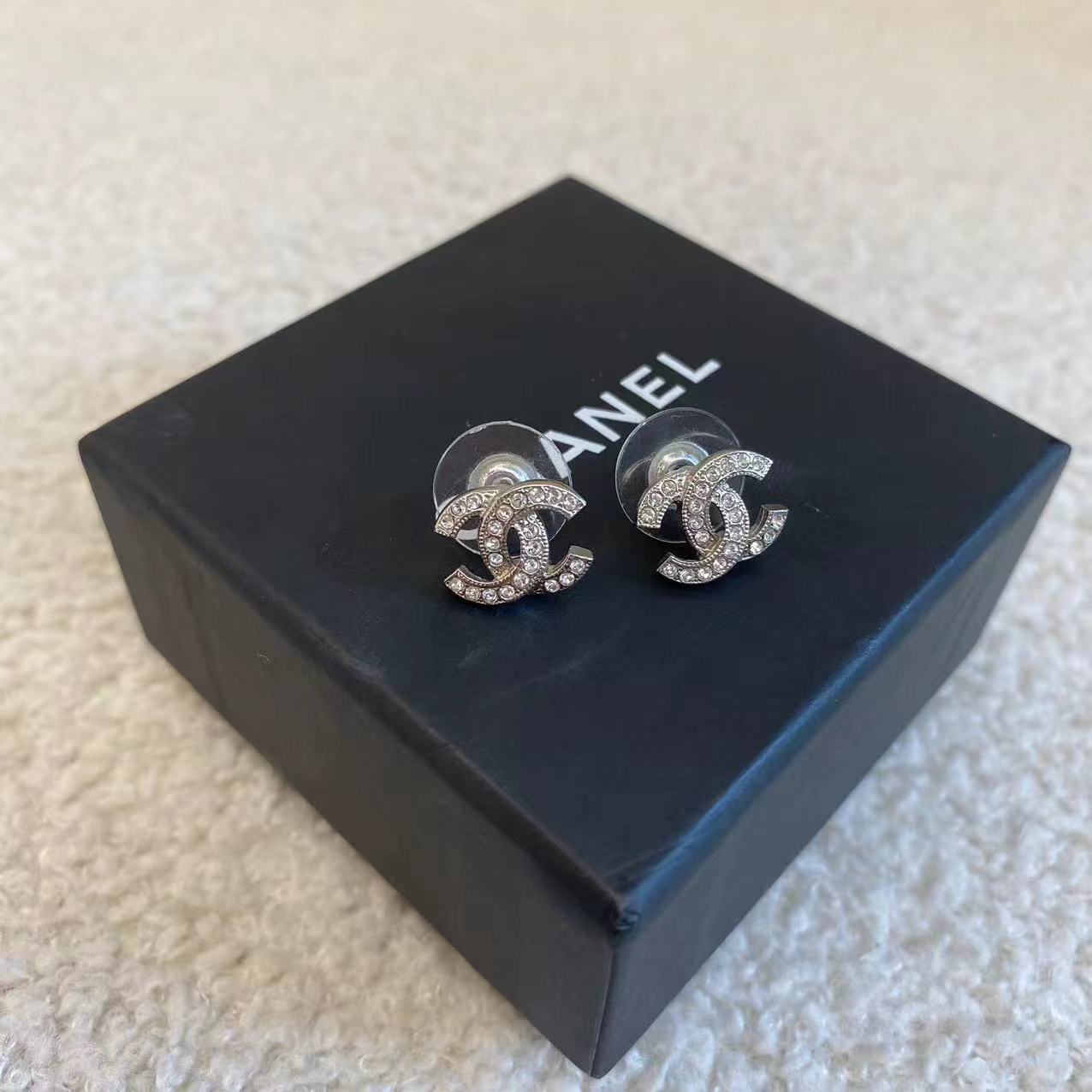 #A855 CHANEL