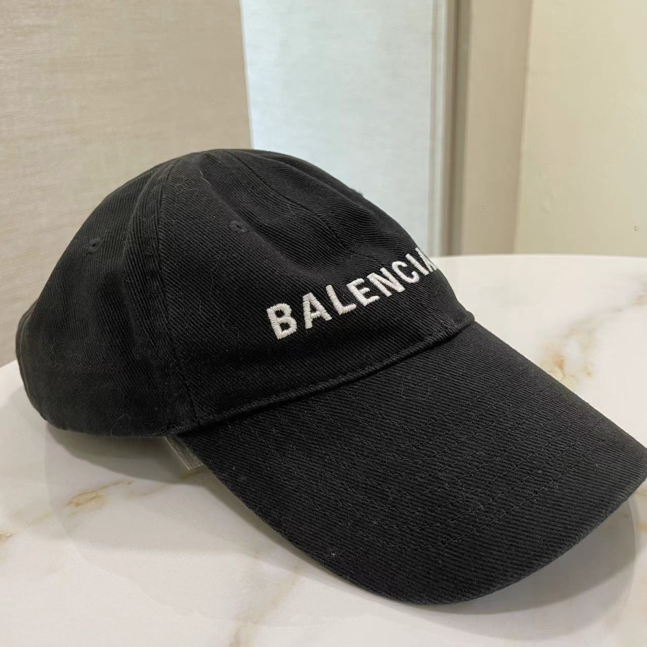 #B01160 BALENCIAGA