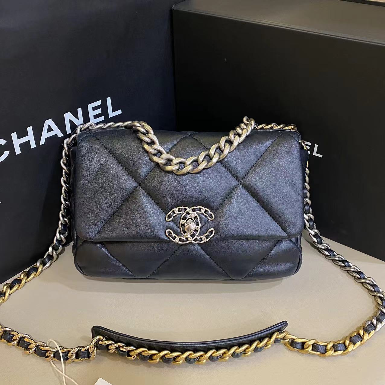 #A1159 CHANEL