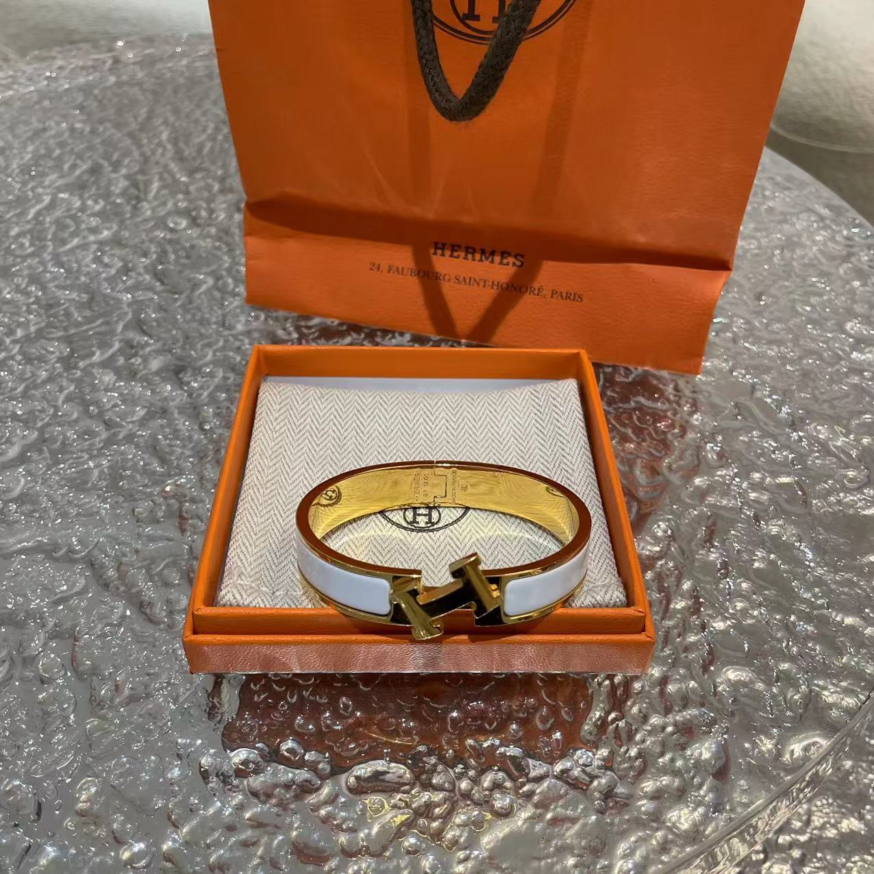 #B01191 HERMES