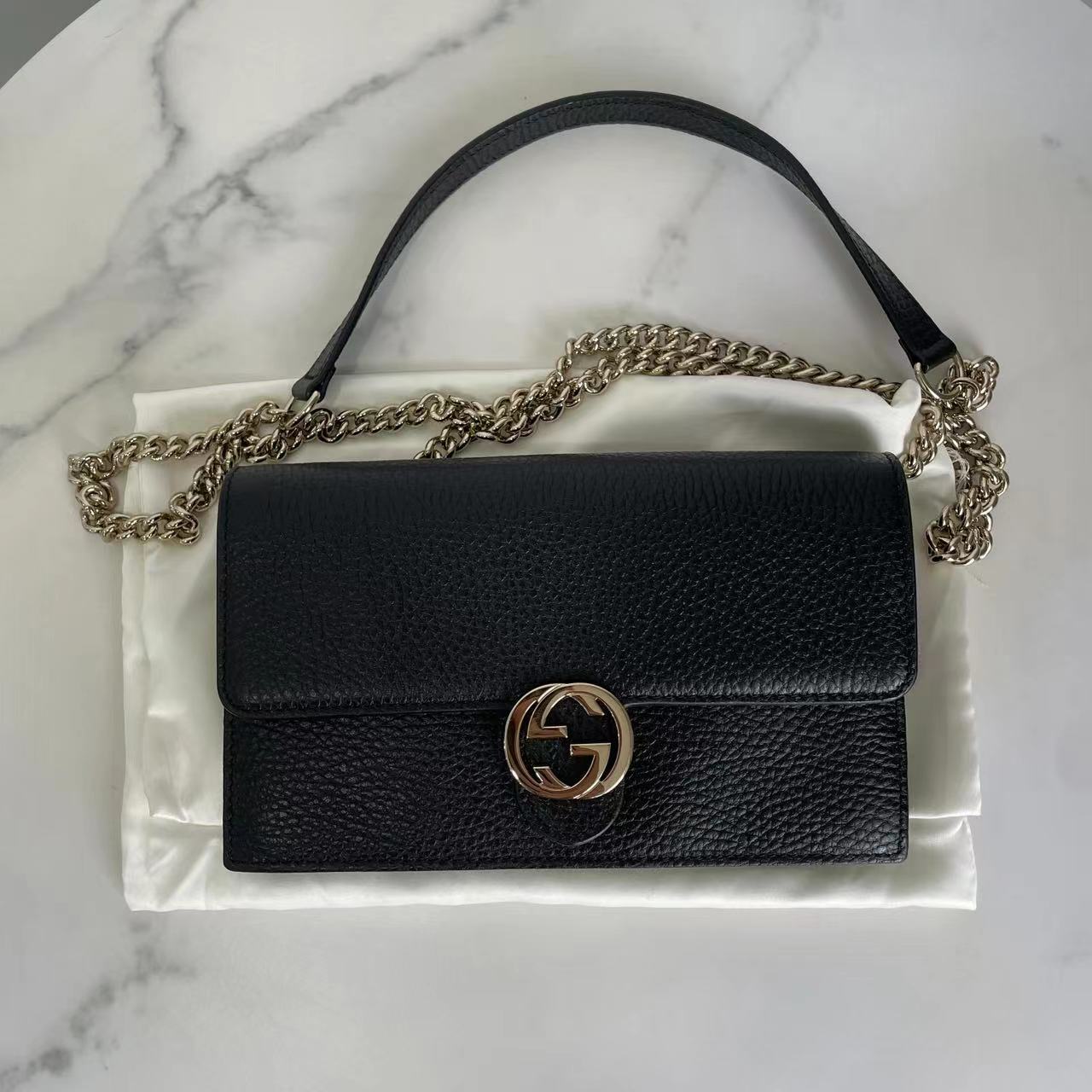 #B01196 GUCCI