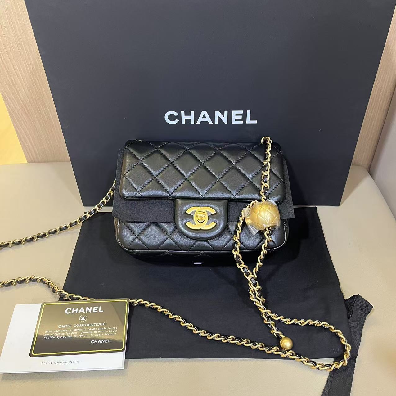 #A1259 CHANEL