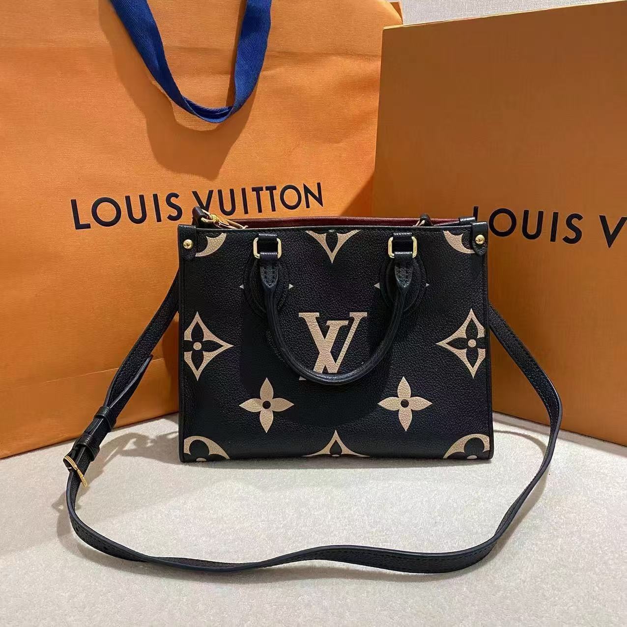 #A1273 LOUIS VUITTON