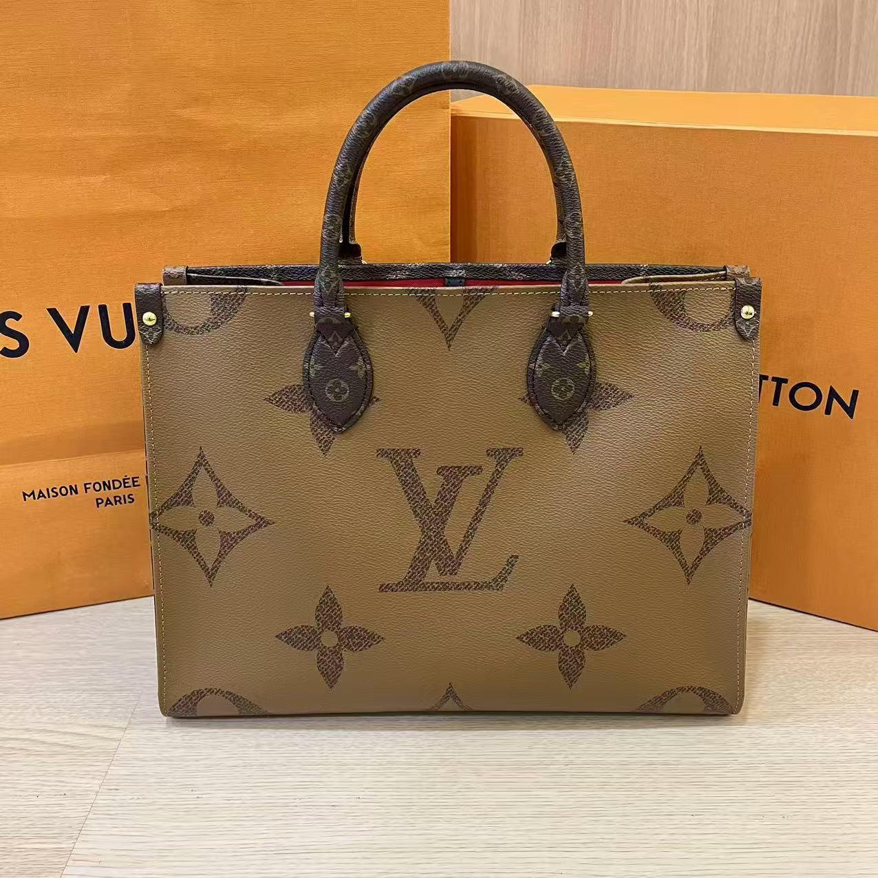 #A1280 LOUIS VUITTON