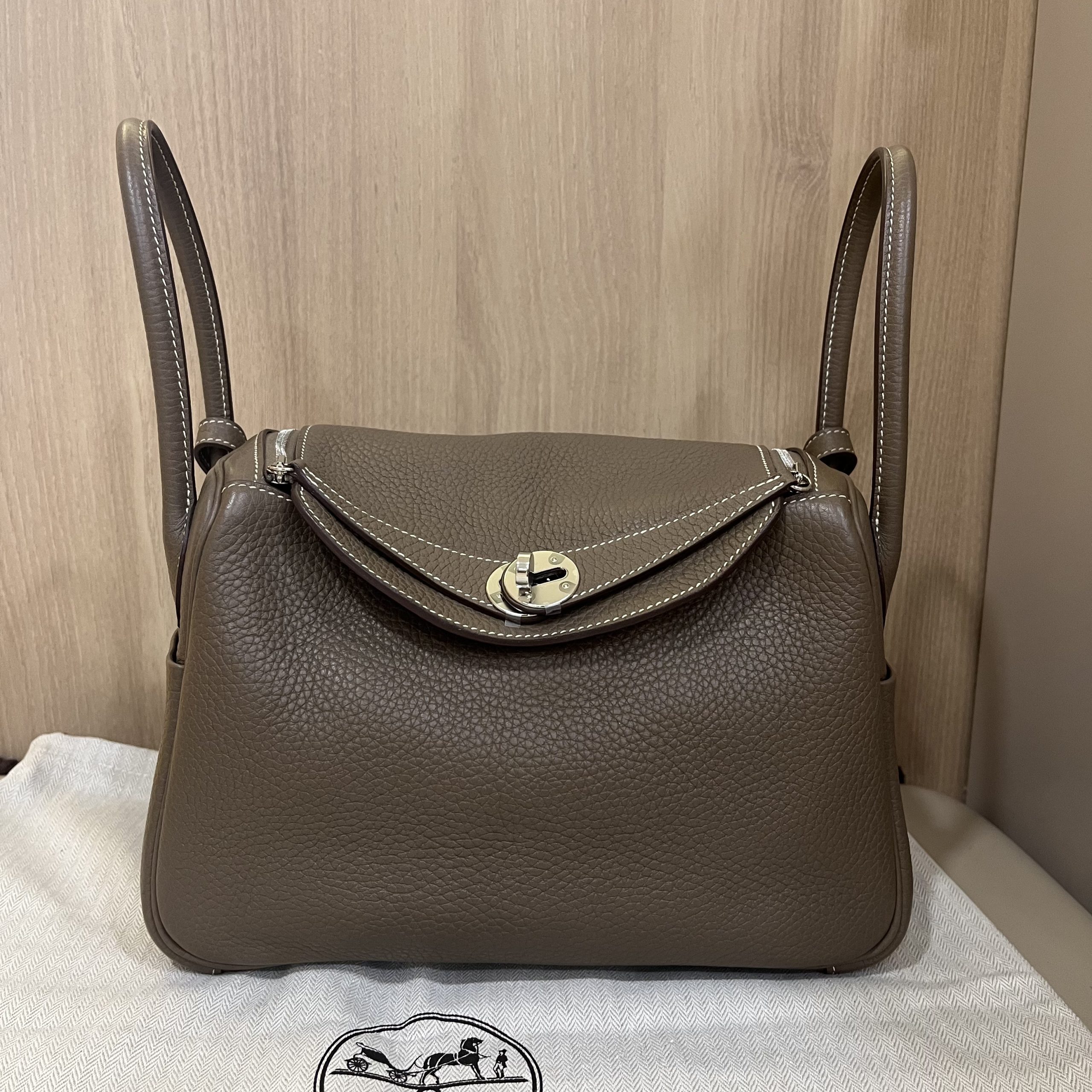 #A1374 HERMES