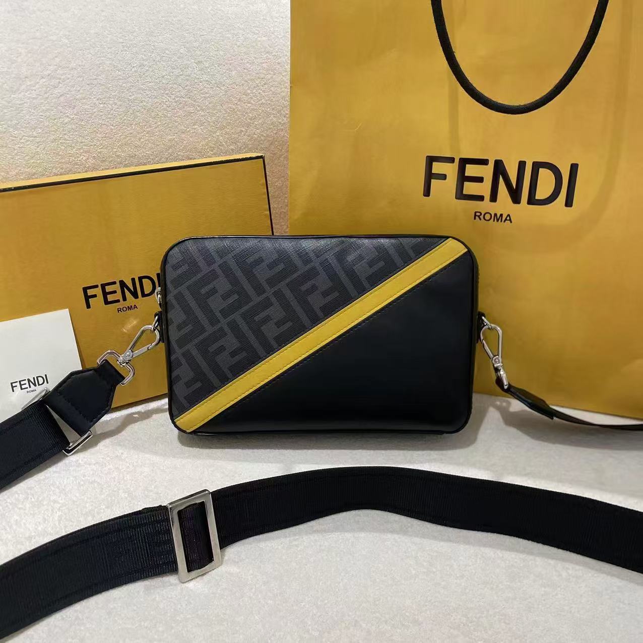 #A1433 FENDI