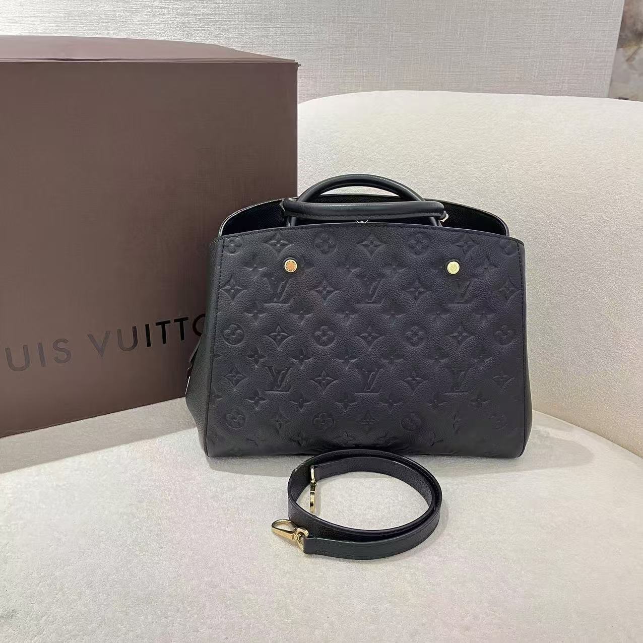#A1478 LOUIS VUITTON