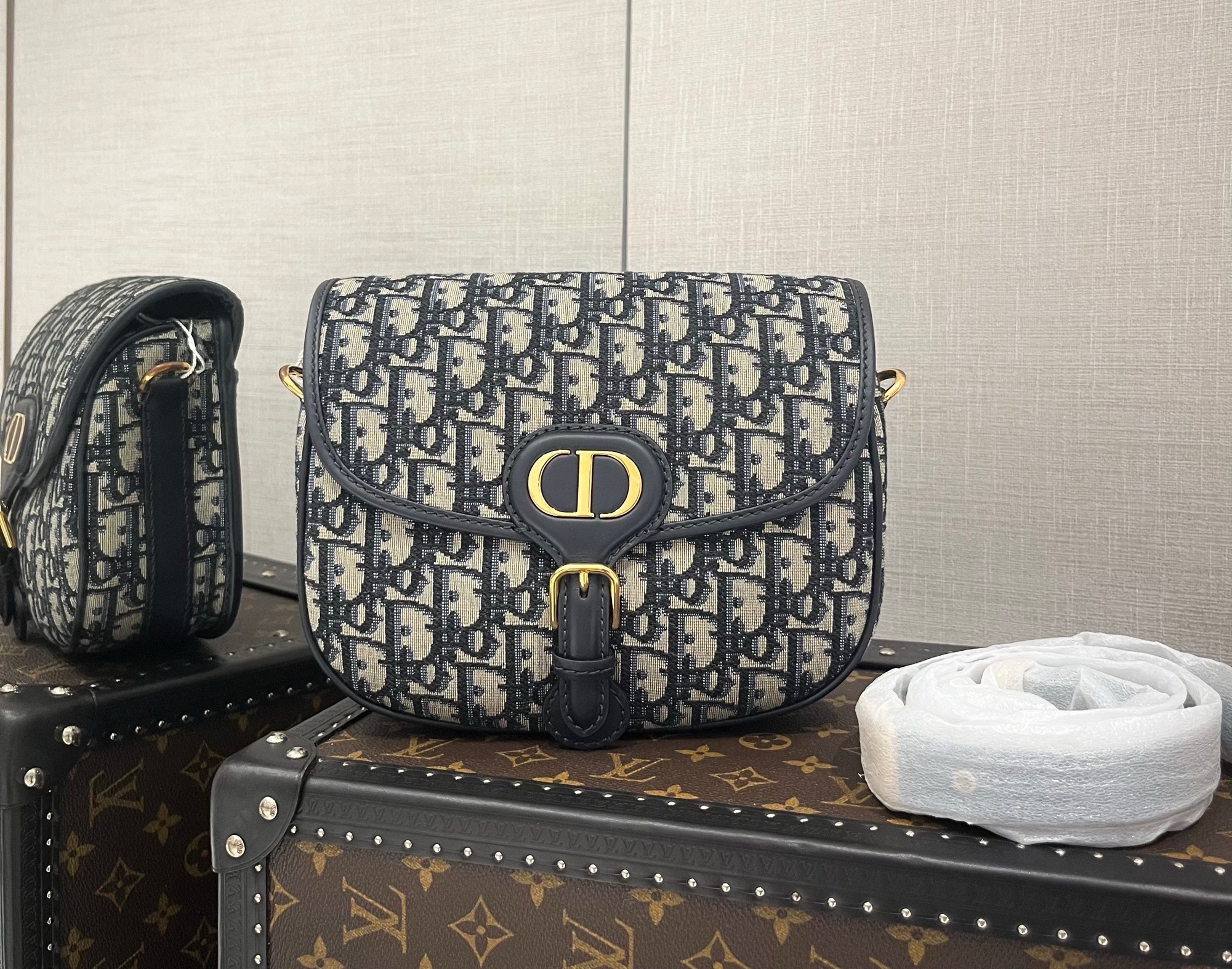 #A1518 DIOR