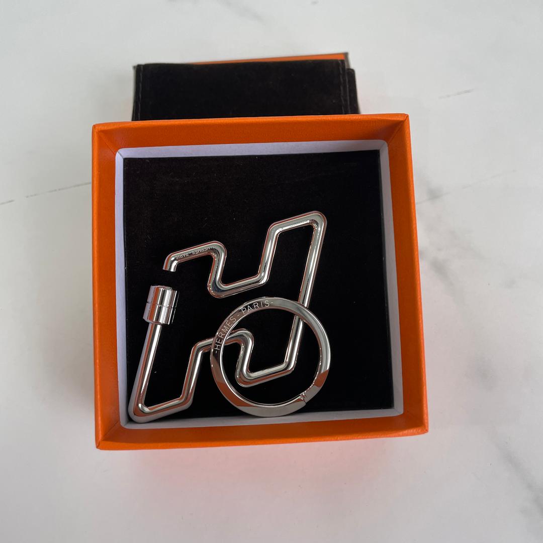 #B01376 HERMES