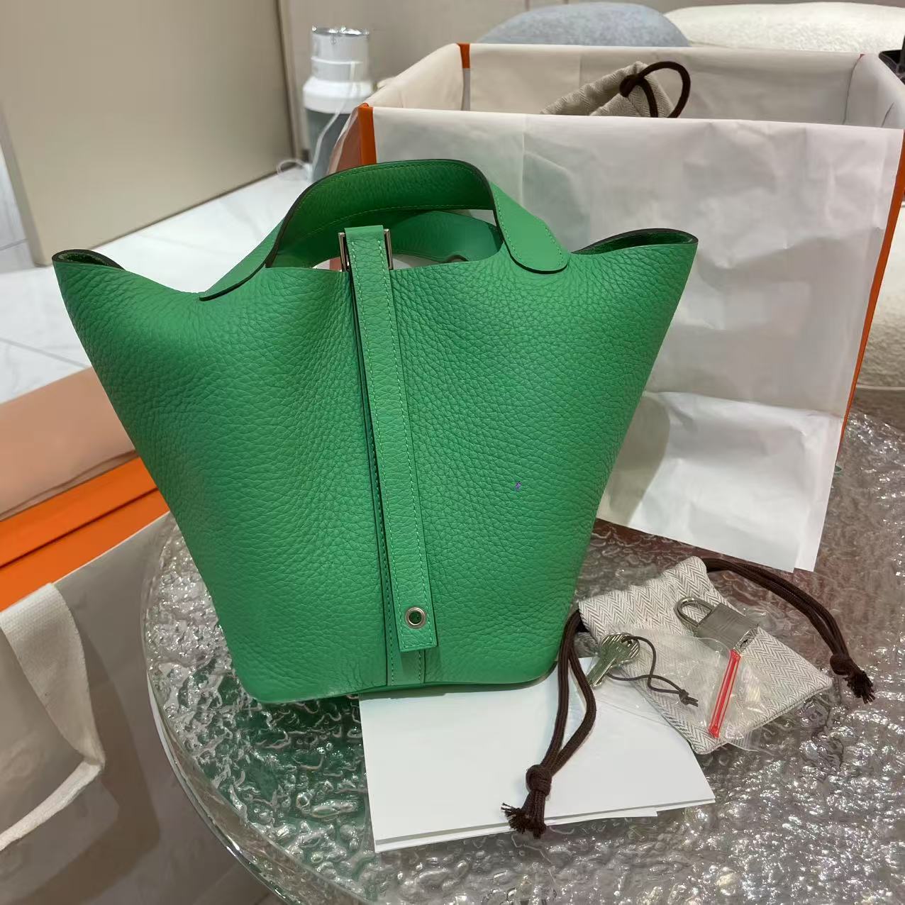 #B01345 HERMES