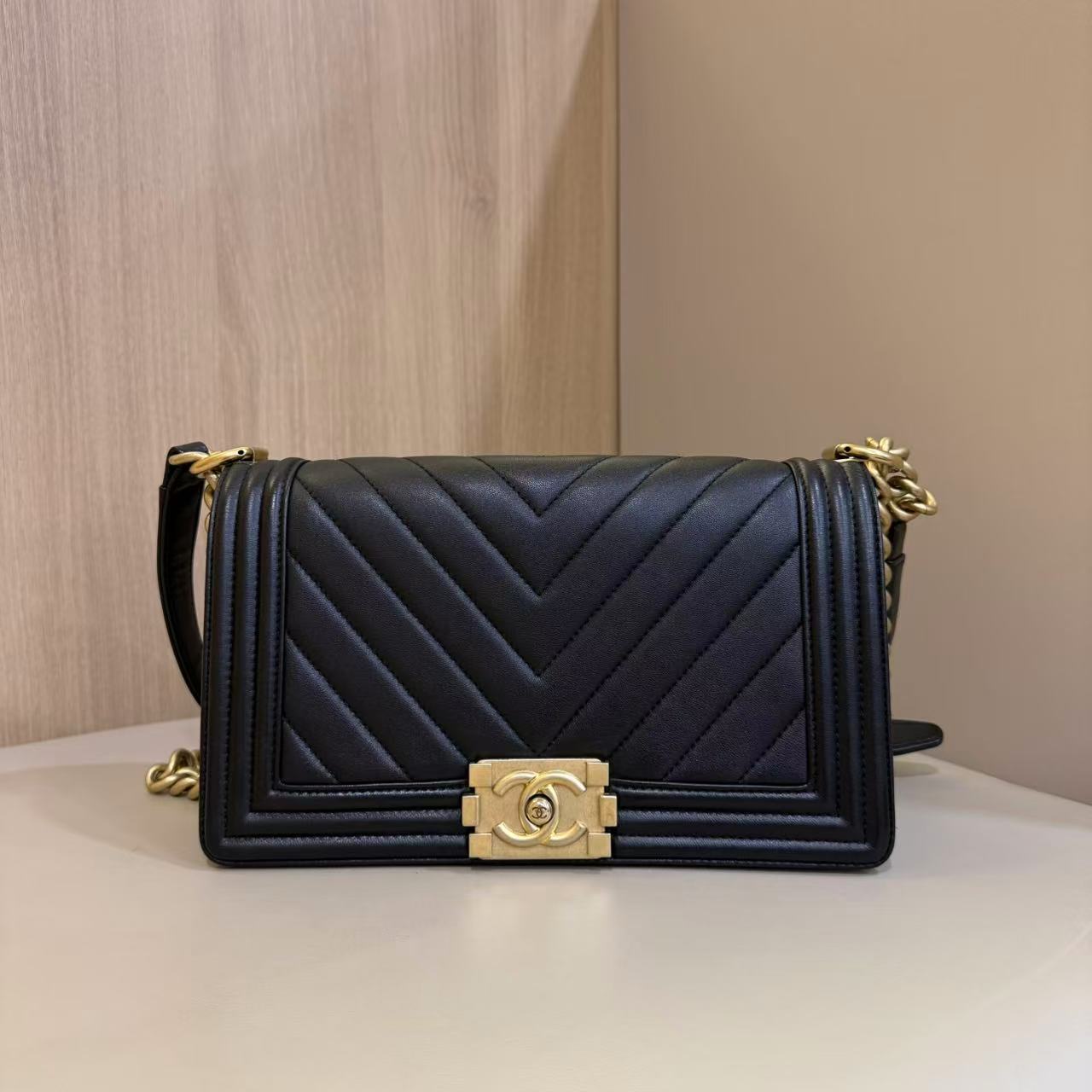 #A1593 CHANEL