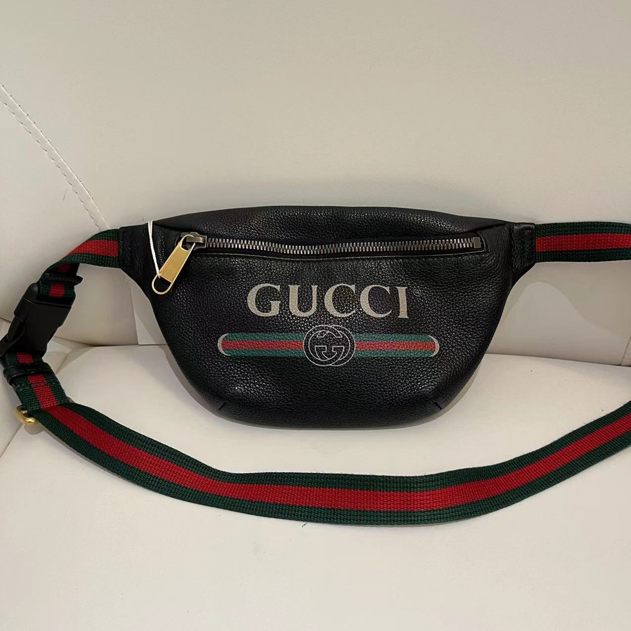 #A1696 GUCCI