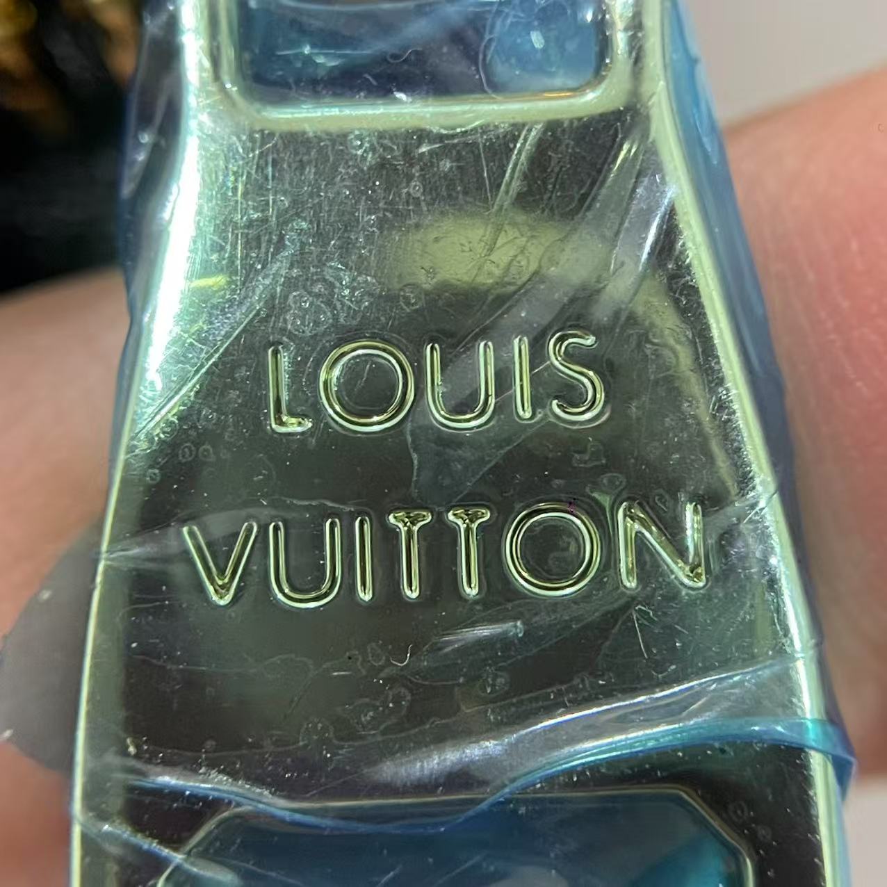 LOUIS VUITTON - Image 3