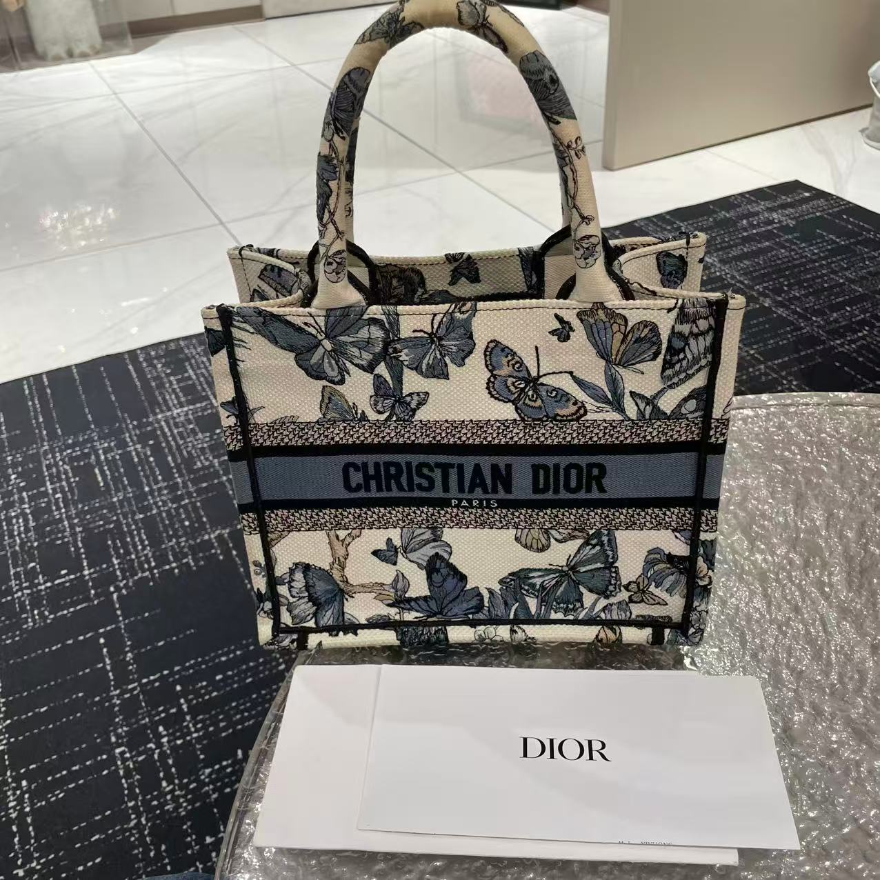 #B01526 DIOR