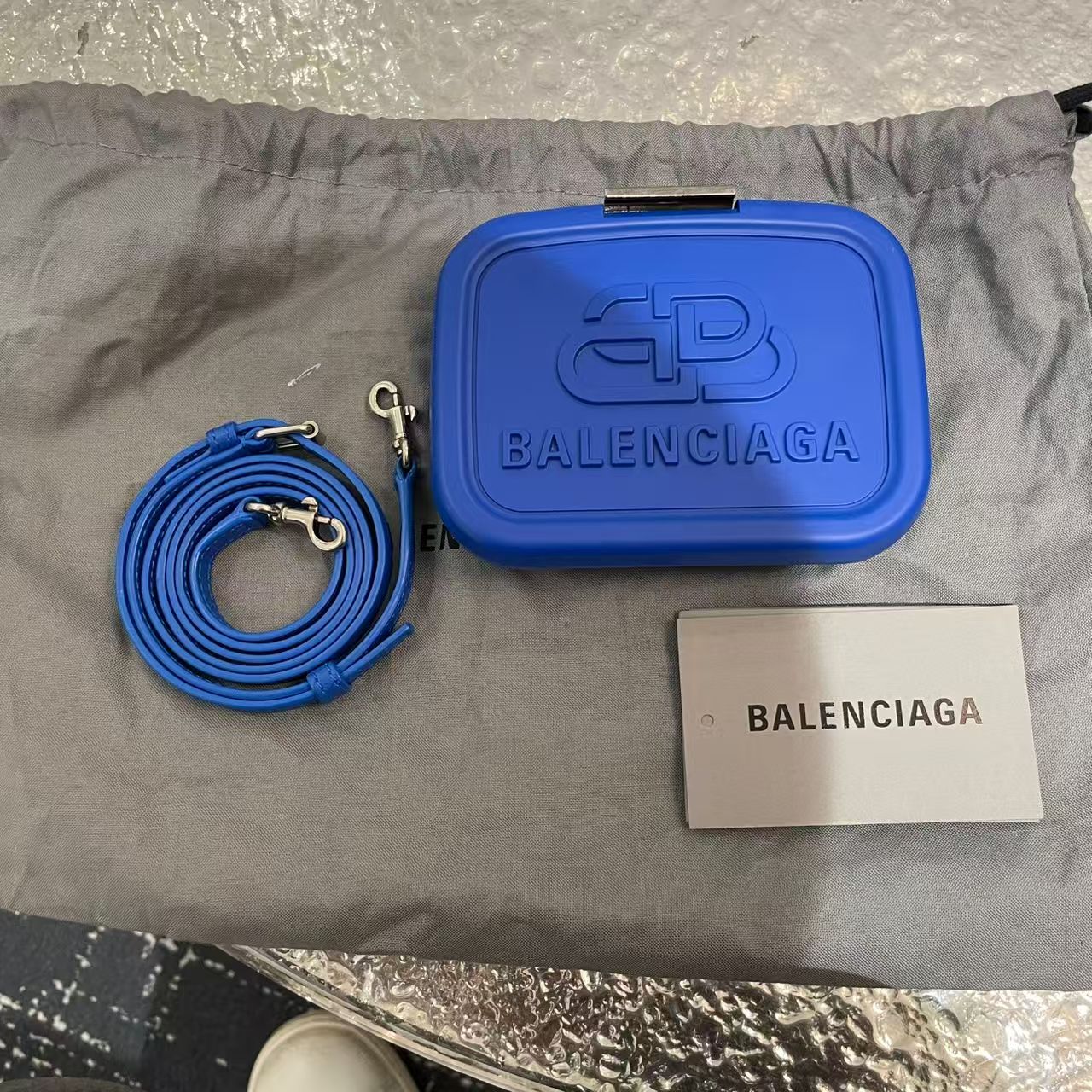 #B01580 BAKENCIAGA