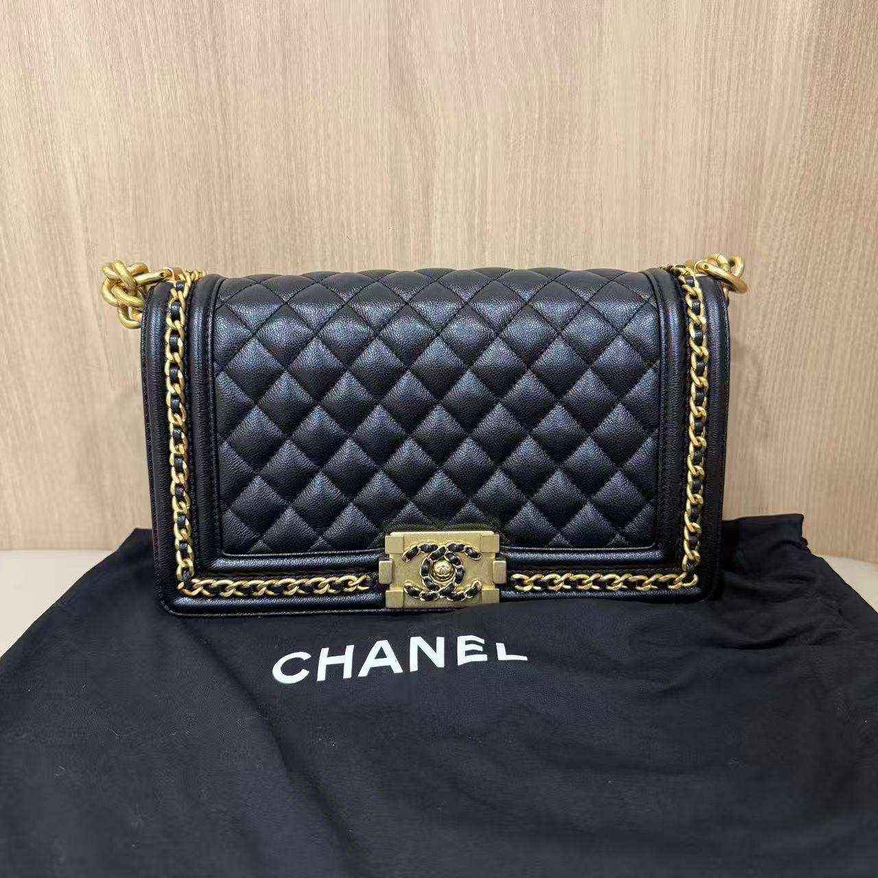 #A1836 CHANEL