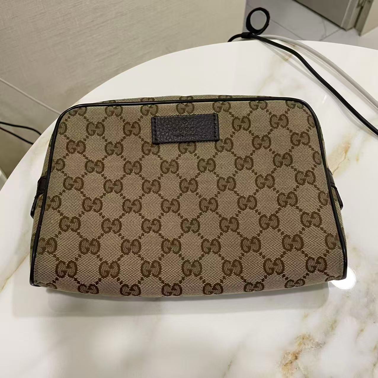 #B01597 GUCCI