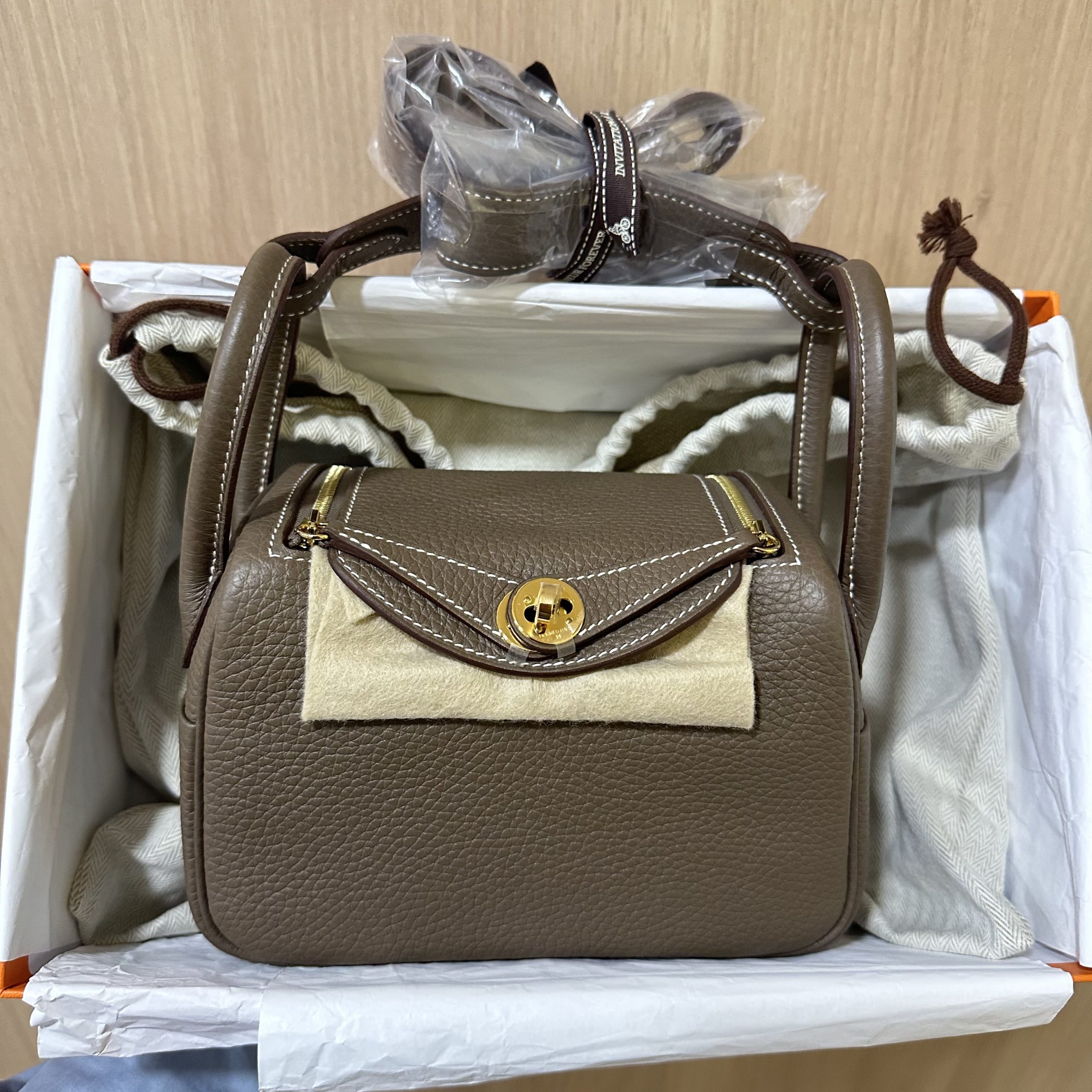 #A1892 HERMES