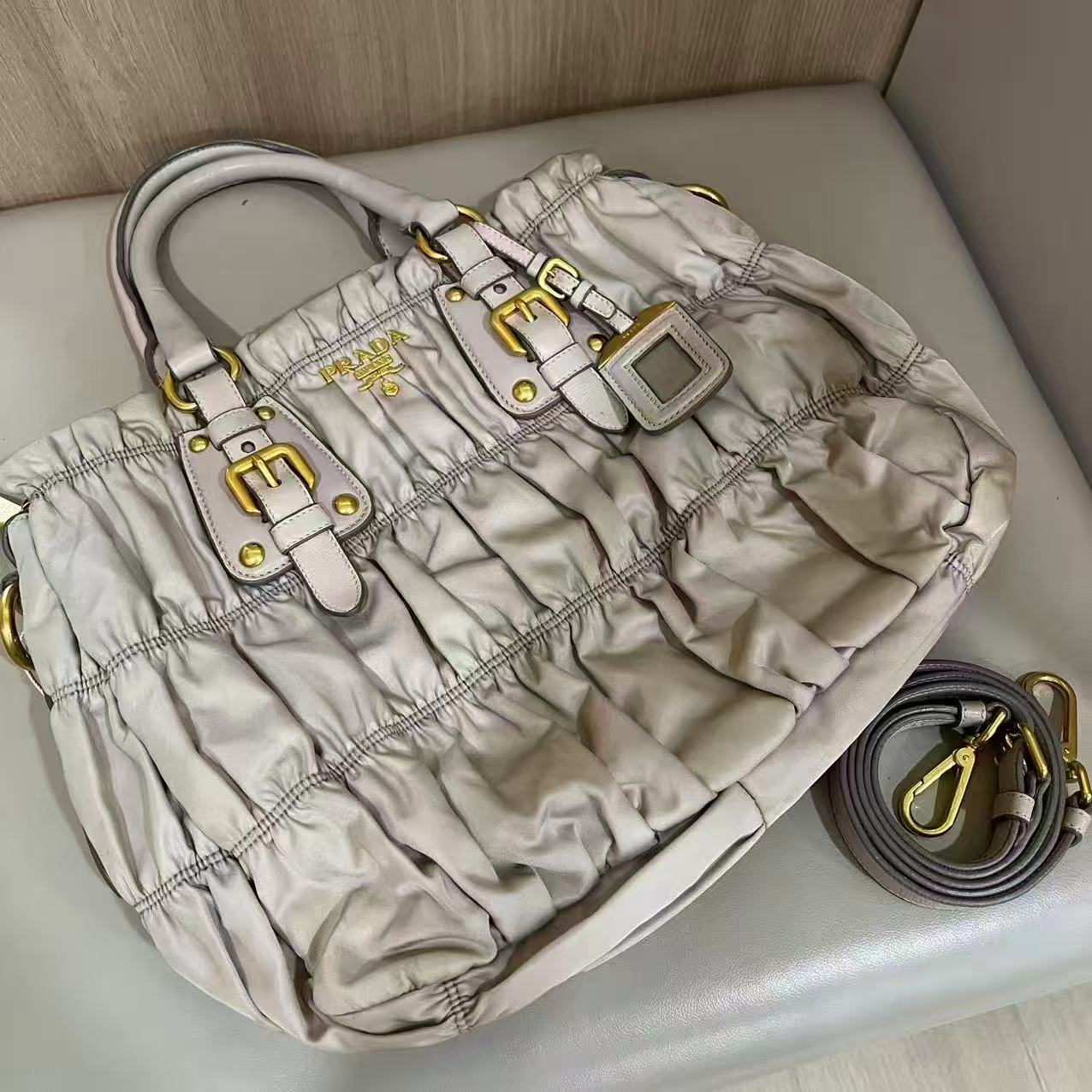 #A1964 PRADA